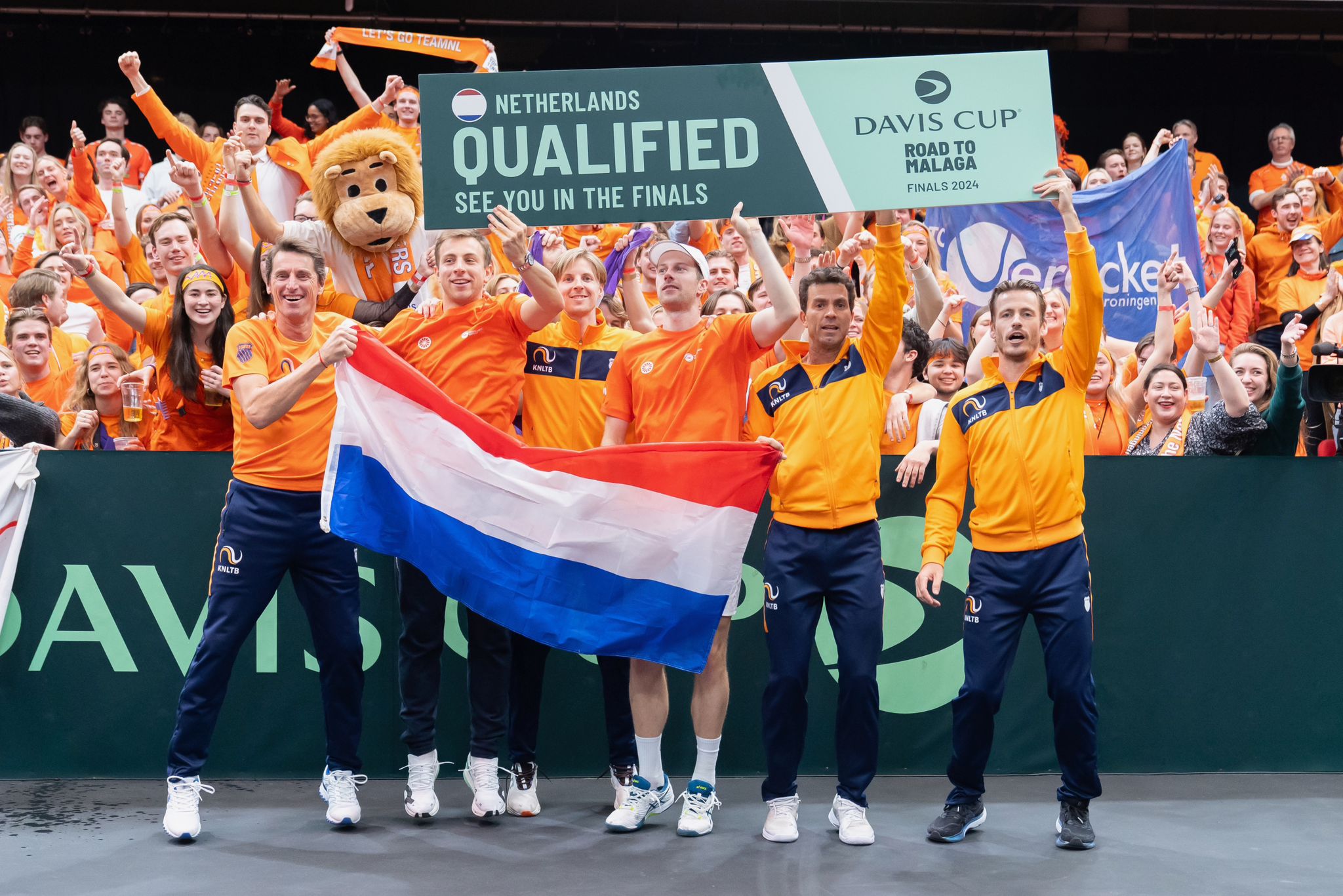 TeamNL Knokt Zich Langs Zwitserland En Plaatst Zich Voor Davis Cup ...